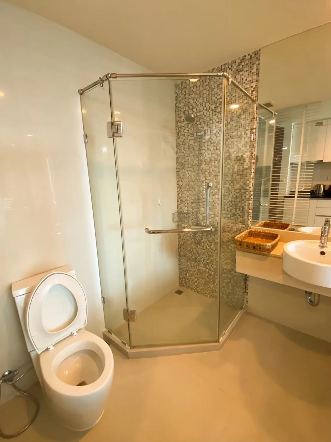 Property photos for The Rajdamri