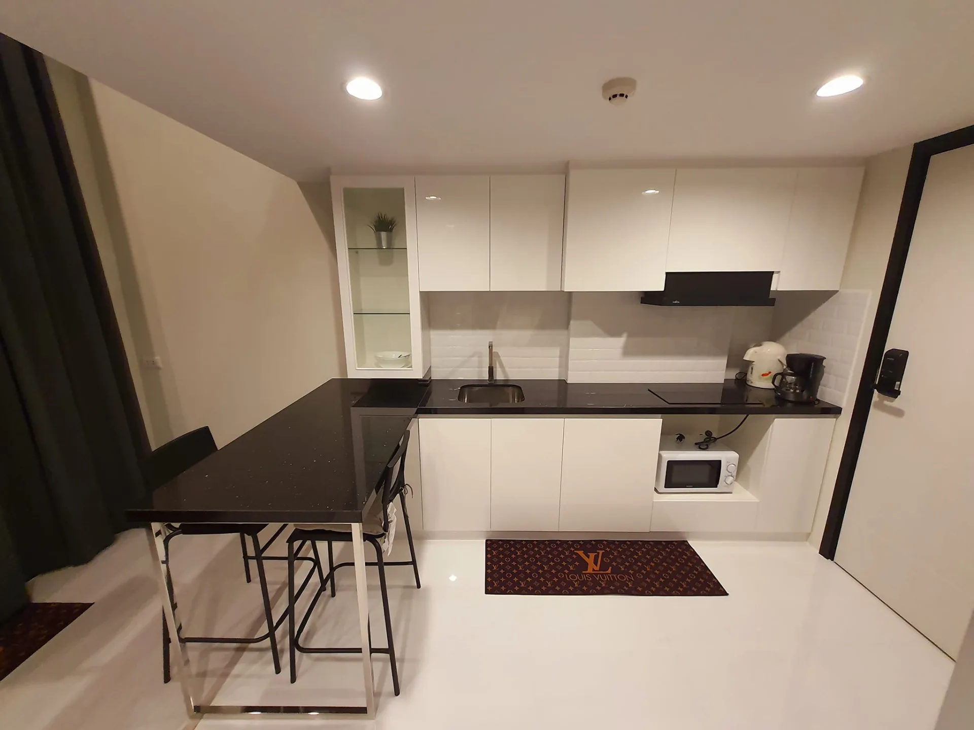 Property photos for Thames Residence