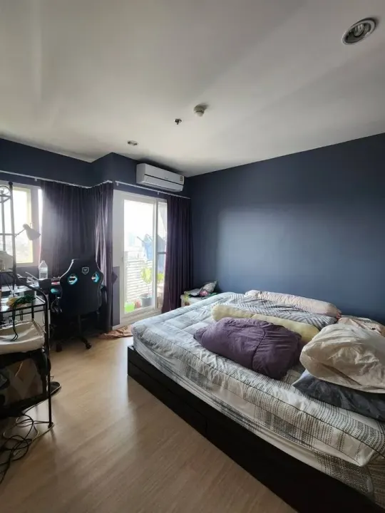 Property photos for The Key Sathorn - Charoenraj