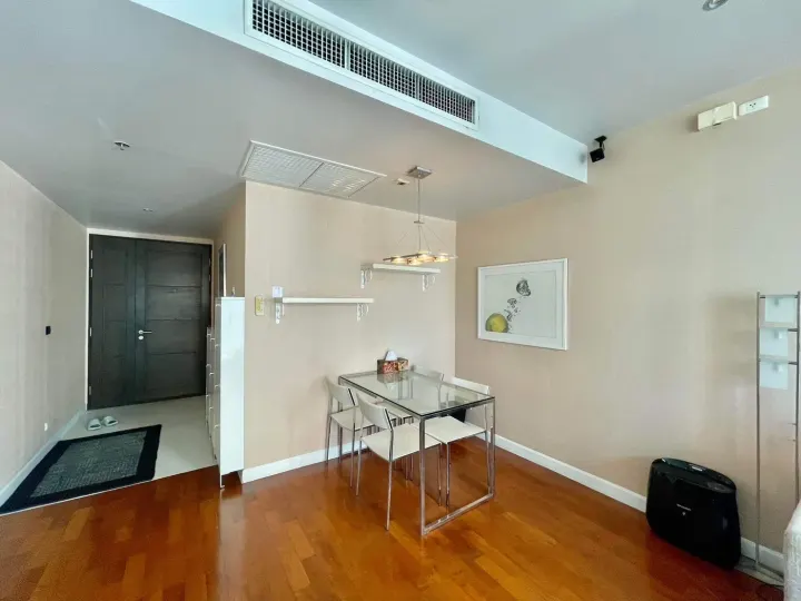 Property photos for Siri Residence