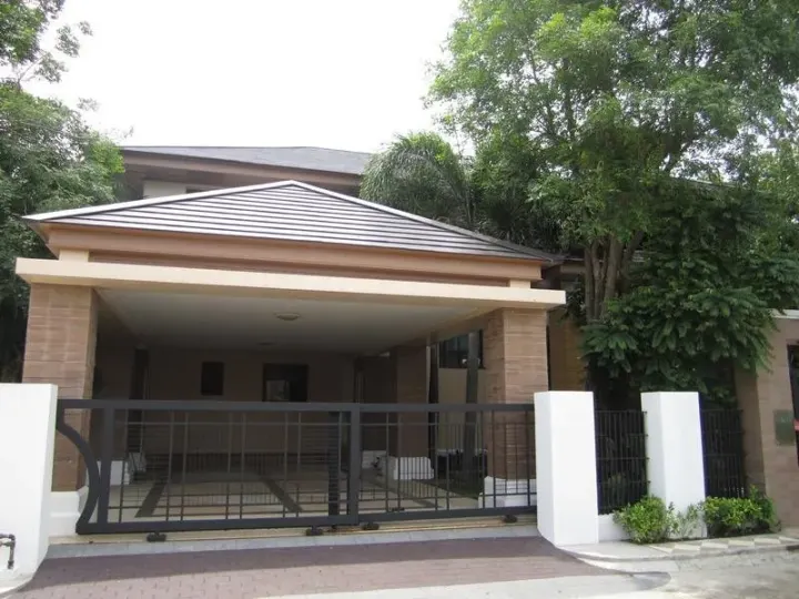 Property photos for Moobaan Narasiri Pattanakarn-srinakarindra