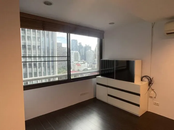 Property photos for Asoke Tower