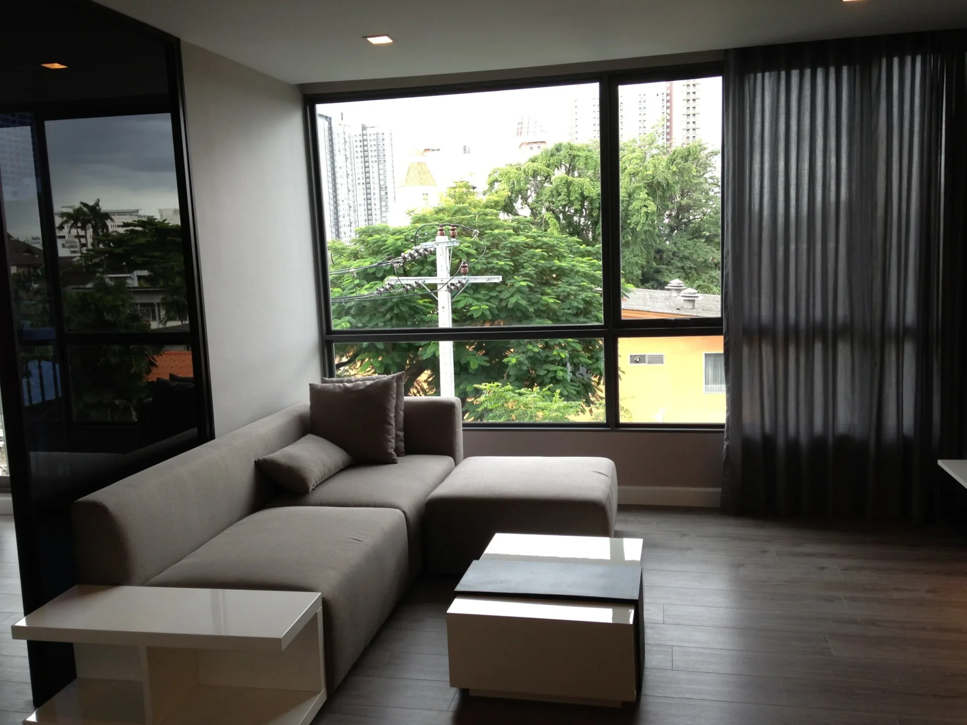 Property photos for The Room Sukhumvit 40