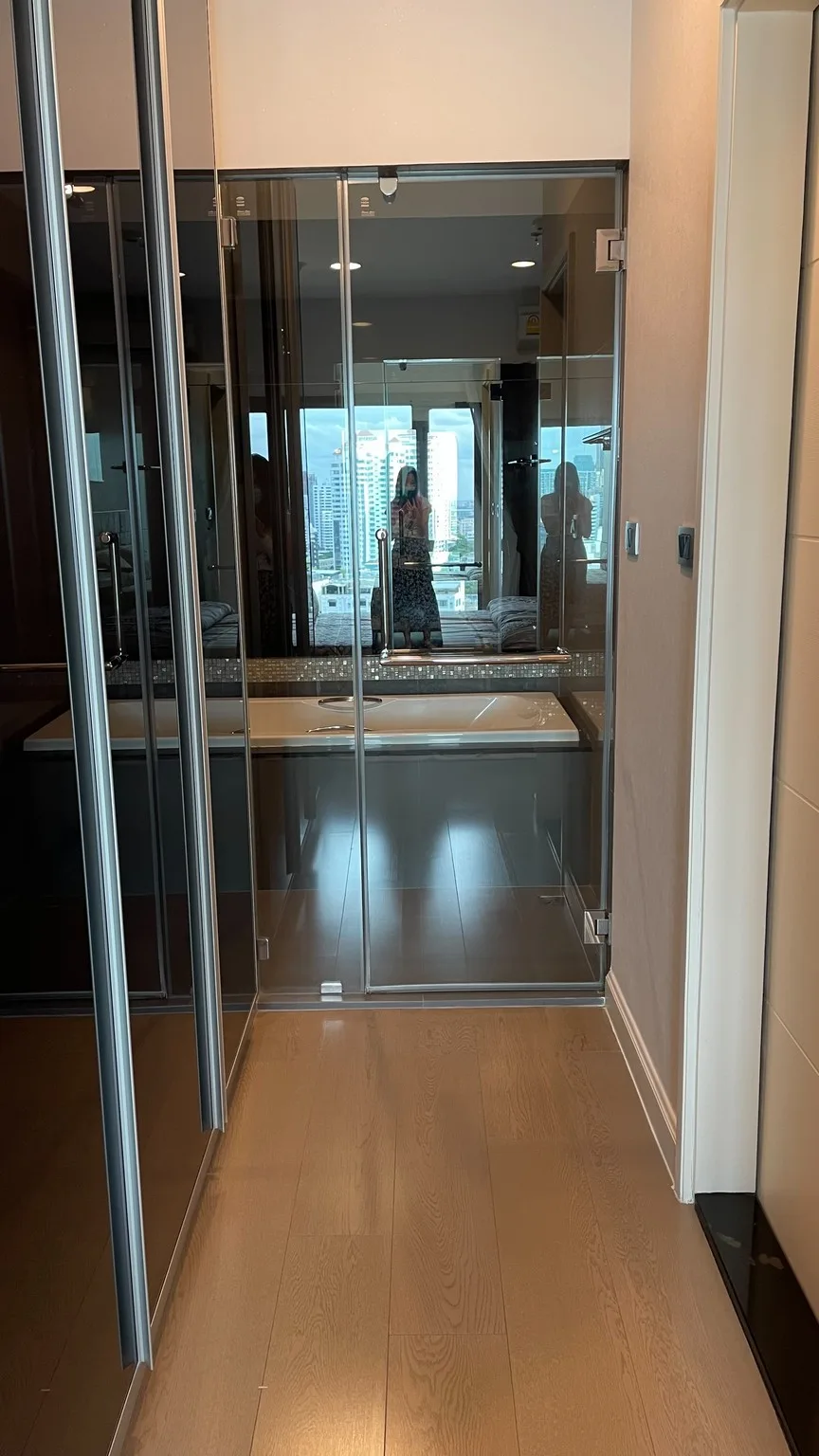 Property photos for The Crest Sukhumvit 34