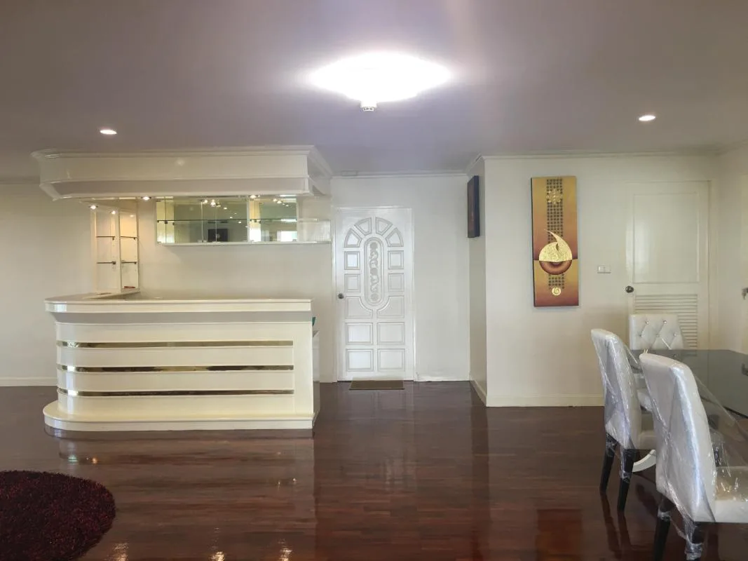 Property photos for Oriental Towers
