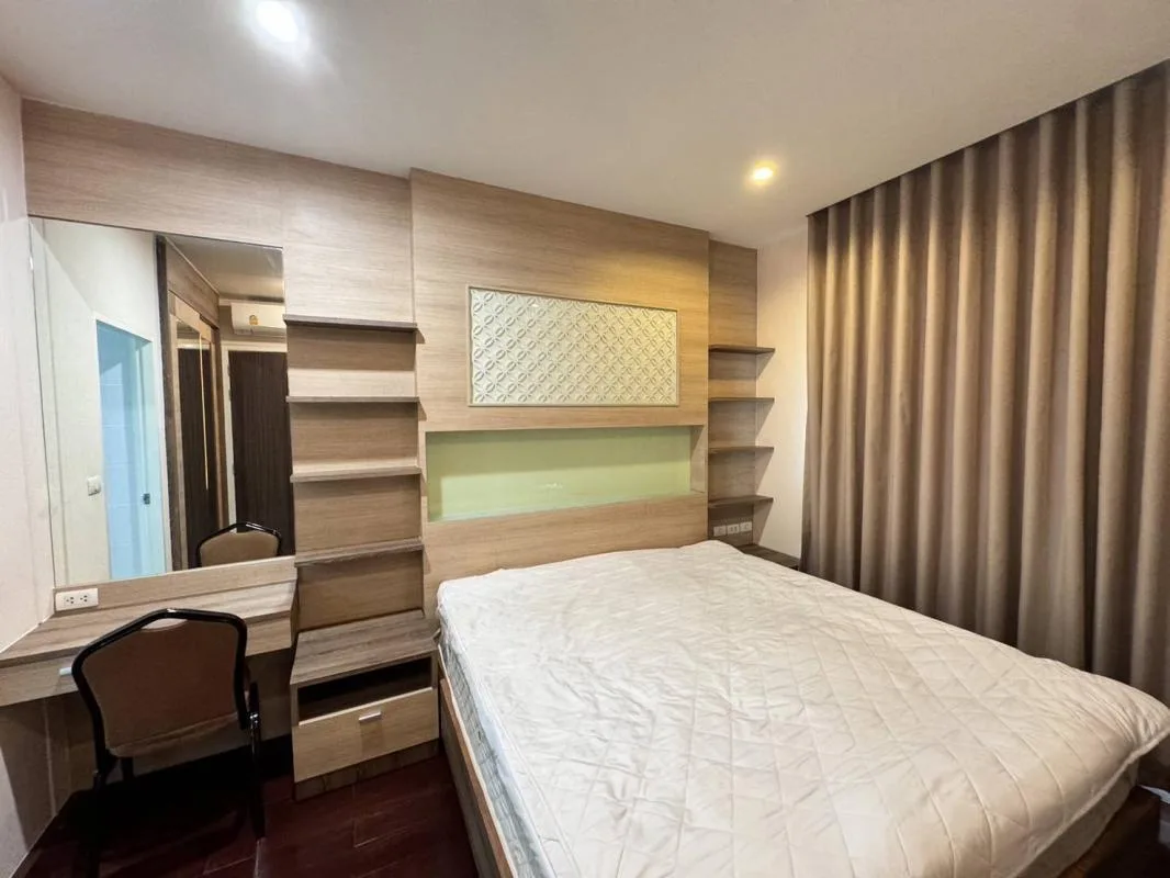 Property photos for MANHATTAN CHIDLOM