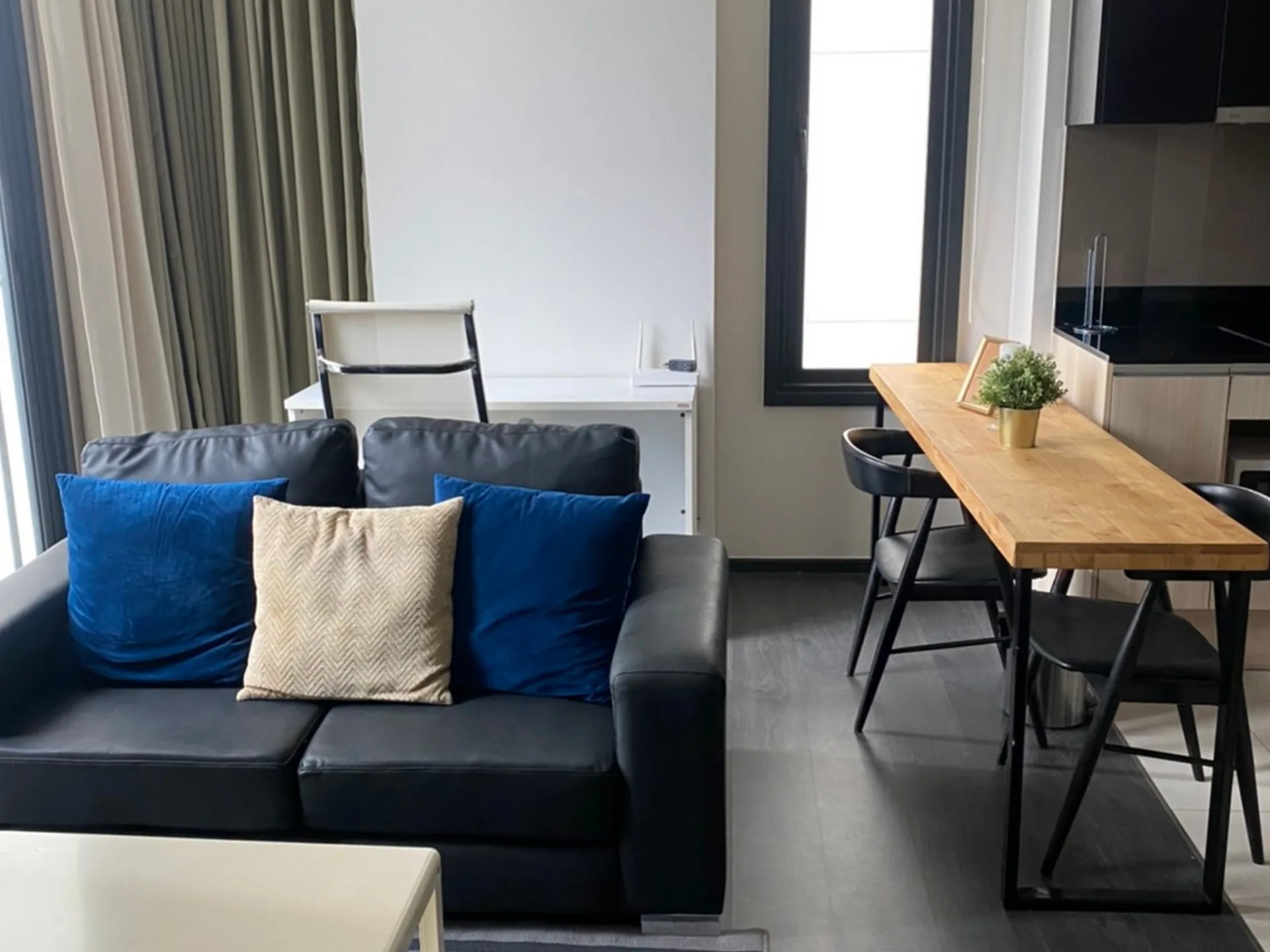 Property photos for Edge Sukhumvit 23