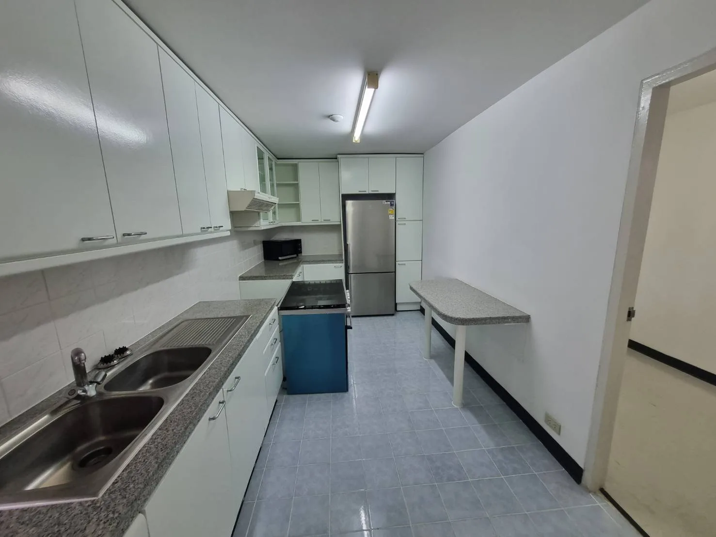 Property photos for Four Wings Mansion