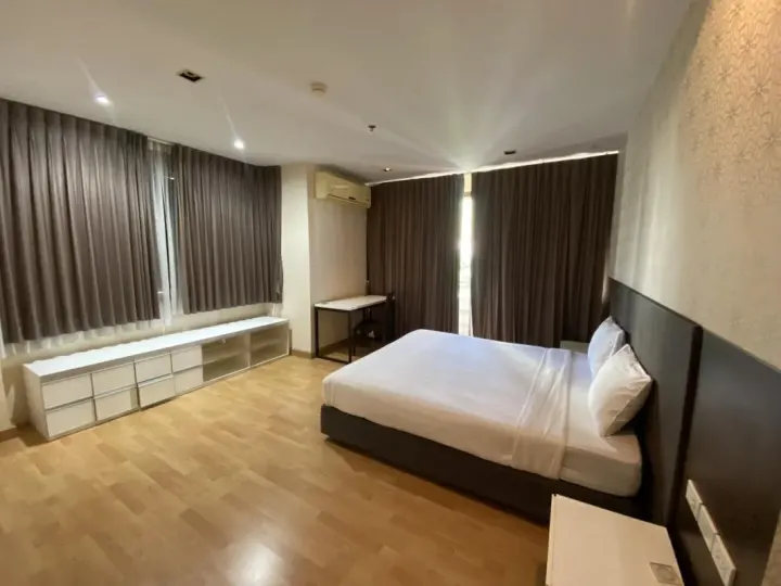 Property photos for Nantiruj Tower