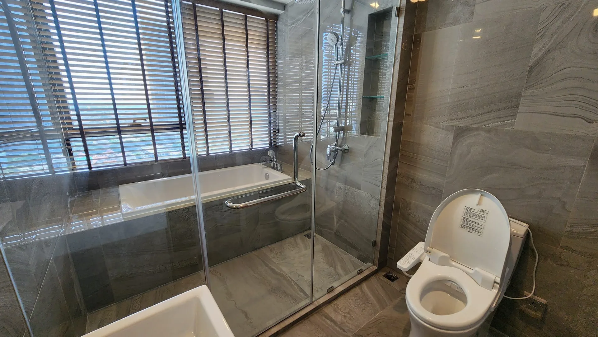 Property photos for Ideo Q Sukhumvit 36