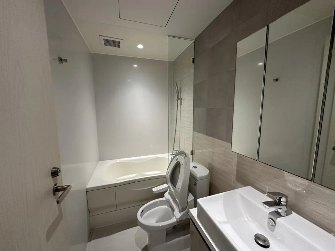Property photos for Runesu Thonglor 5