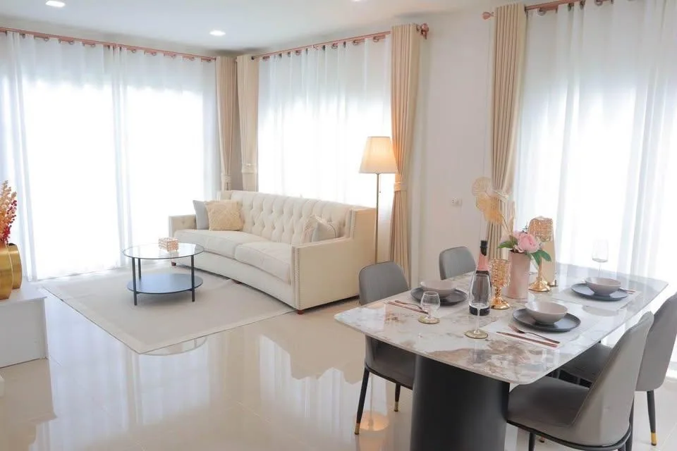Property photos for Grandio Bangna Km.5