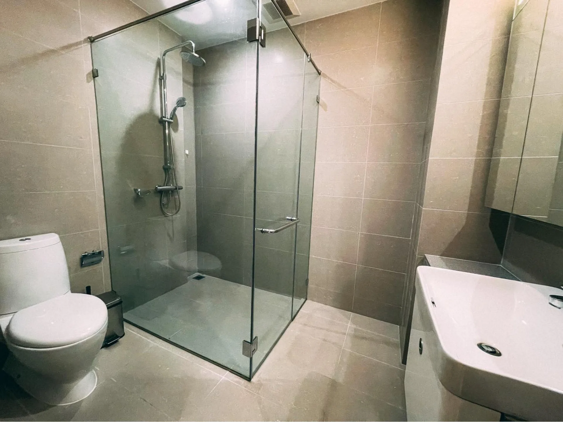 Property photos for Noble Ploenchit