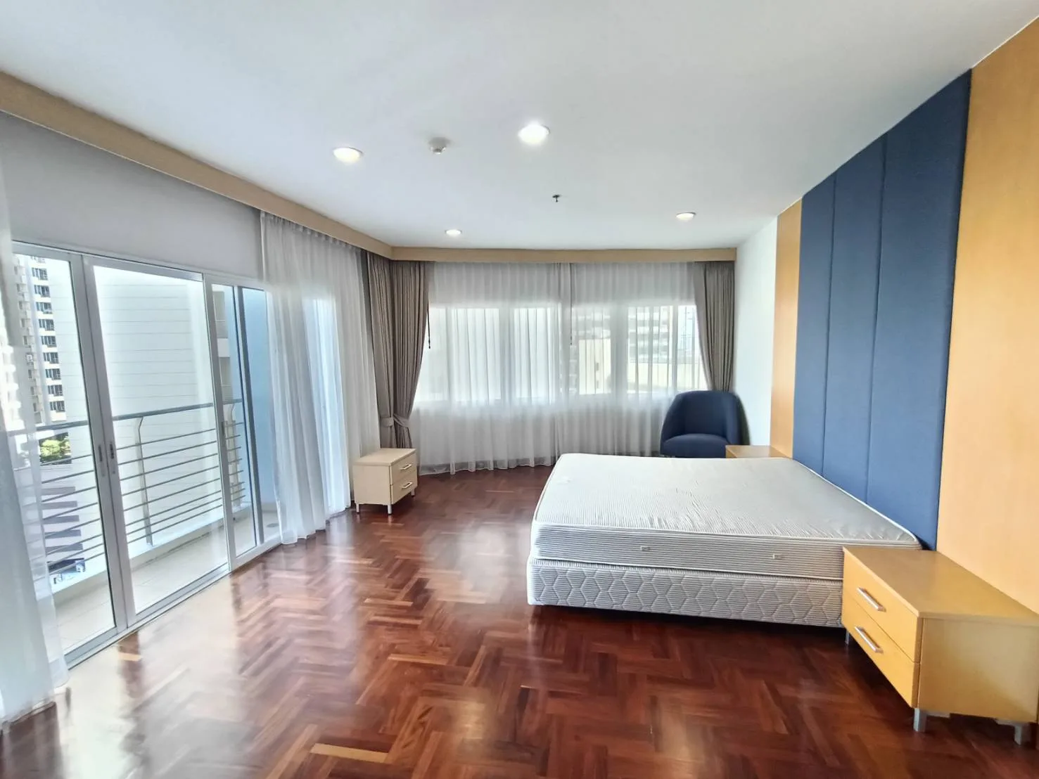 Property photos for The Grand Sethiwan Sukhumvit 24