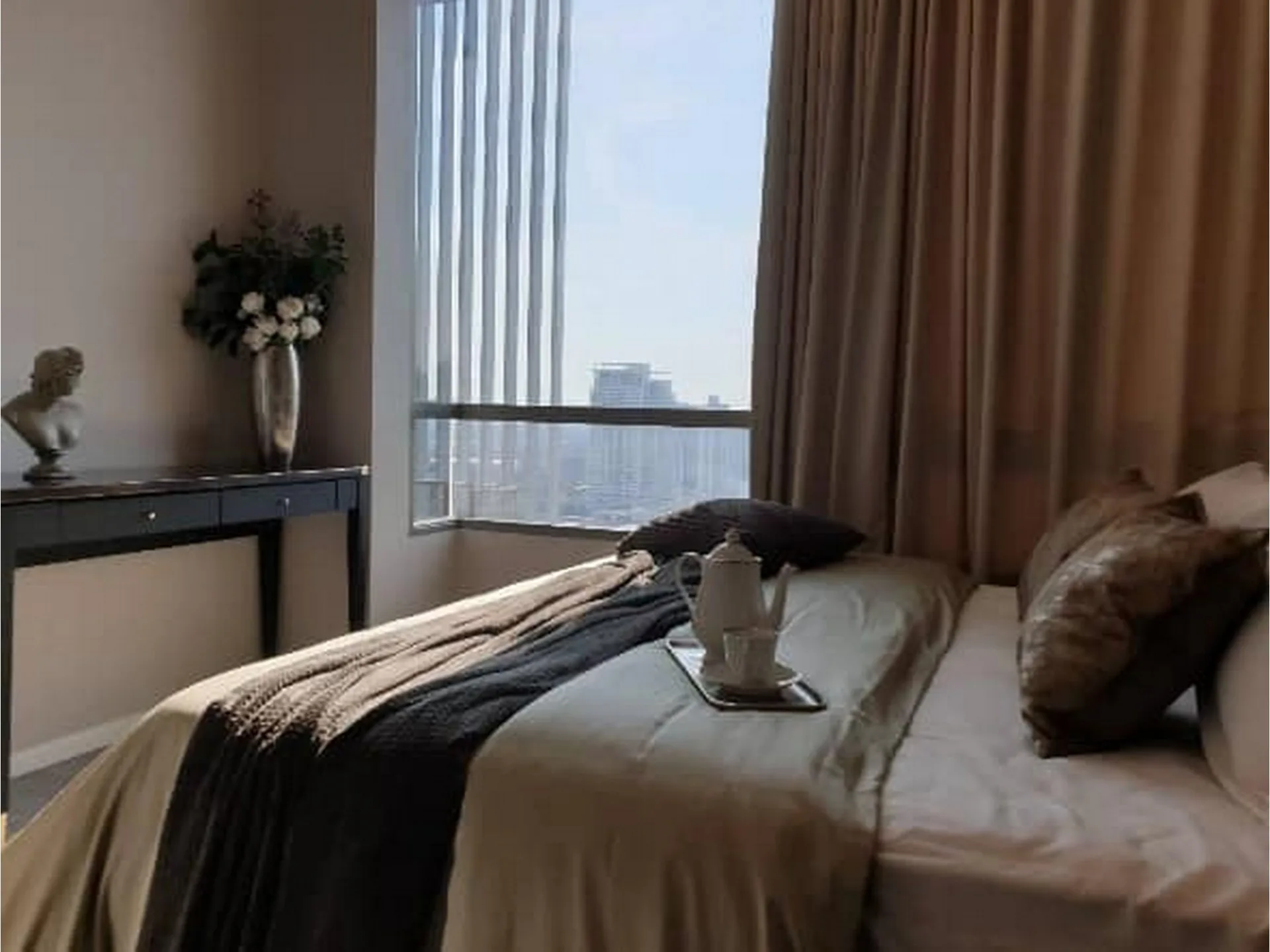 Property photos for The Room Sukhumvit 69