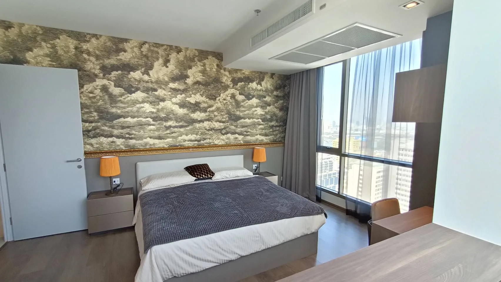 Property photos for The Rich Ploenchit - Nana