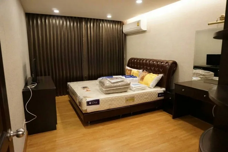 Property photos for Royal Castle