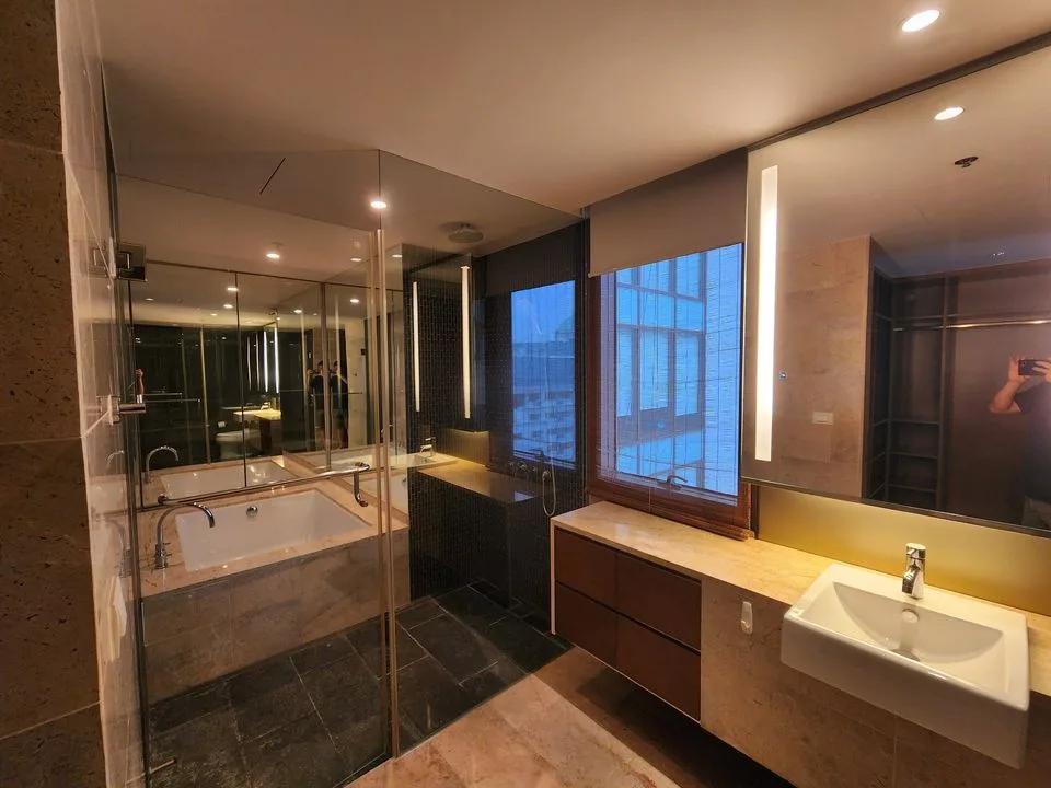 Property photos for Hansar Rajdamri