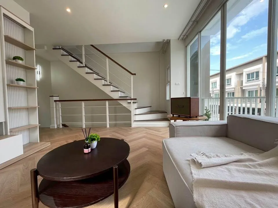 Property photos for Lumpini Town Place Ratchayothin ??? Sena