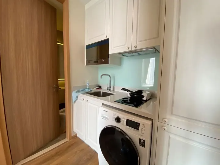 Property photos for Noble BE 33