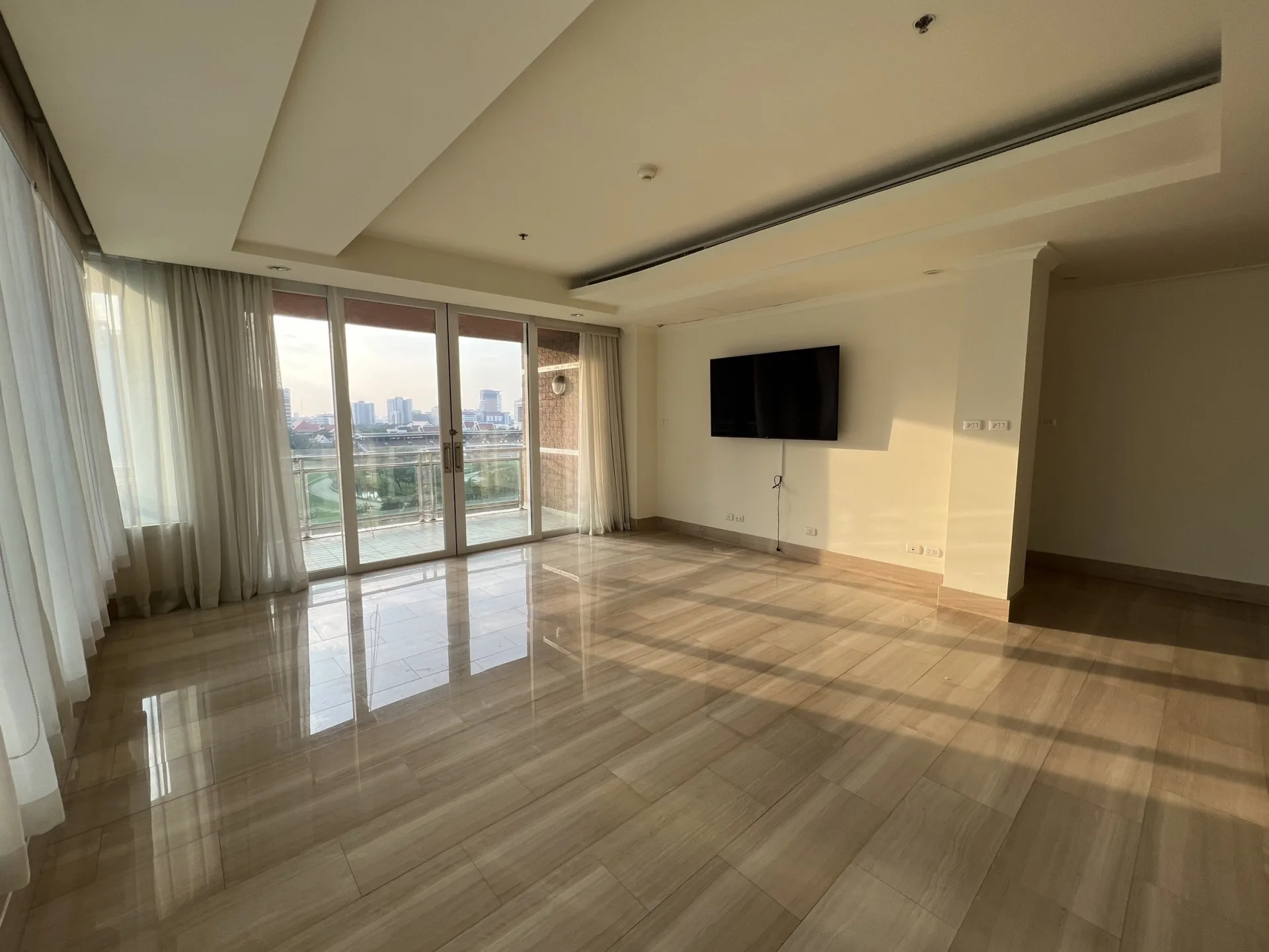 Property photos for Baan Ratchadamri
