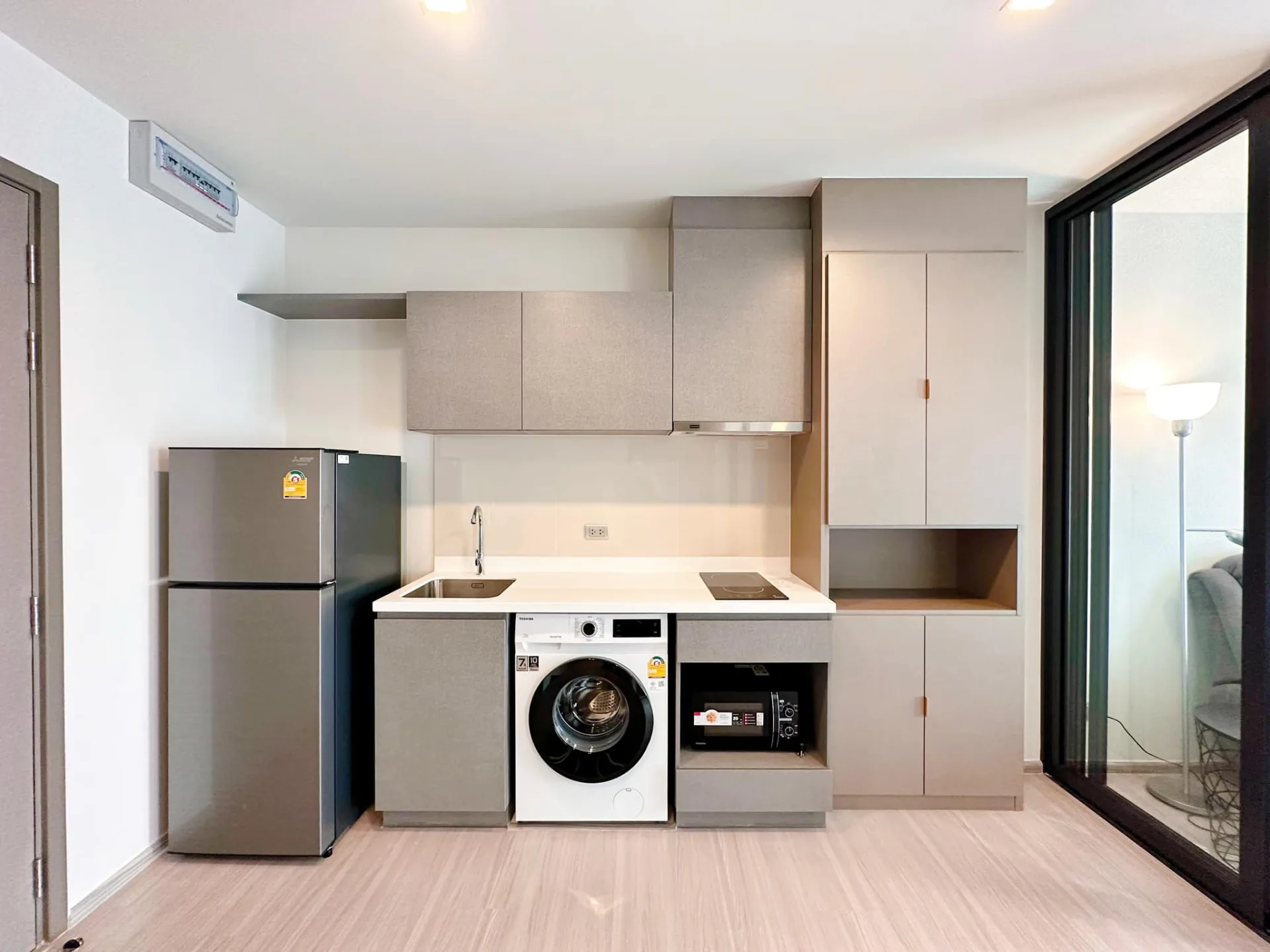 Property photos for Life Asoke Hype