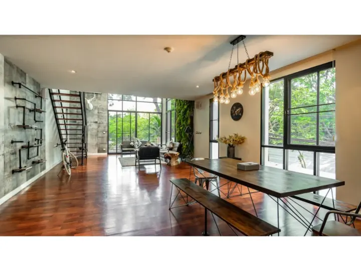 Property photos for Benviar Tonson Residence