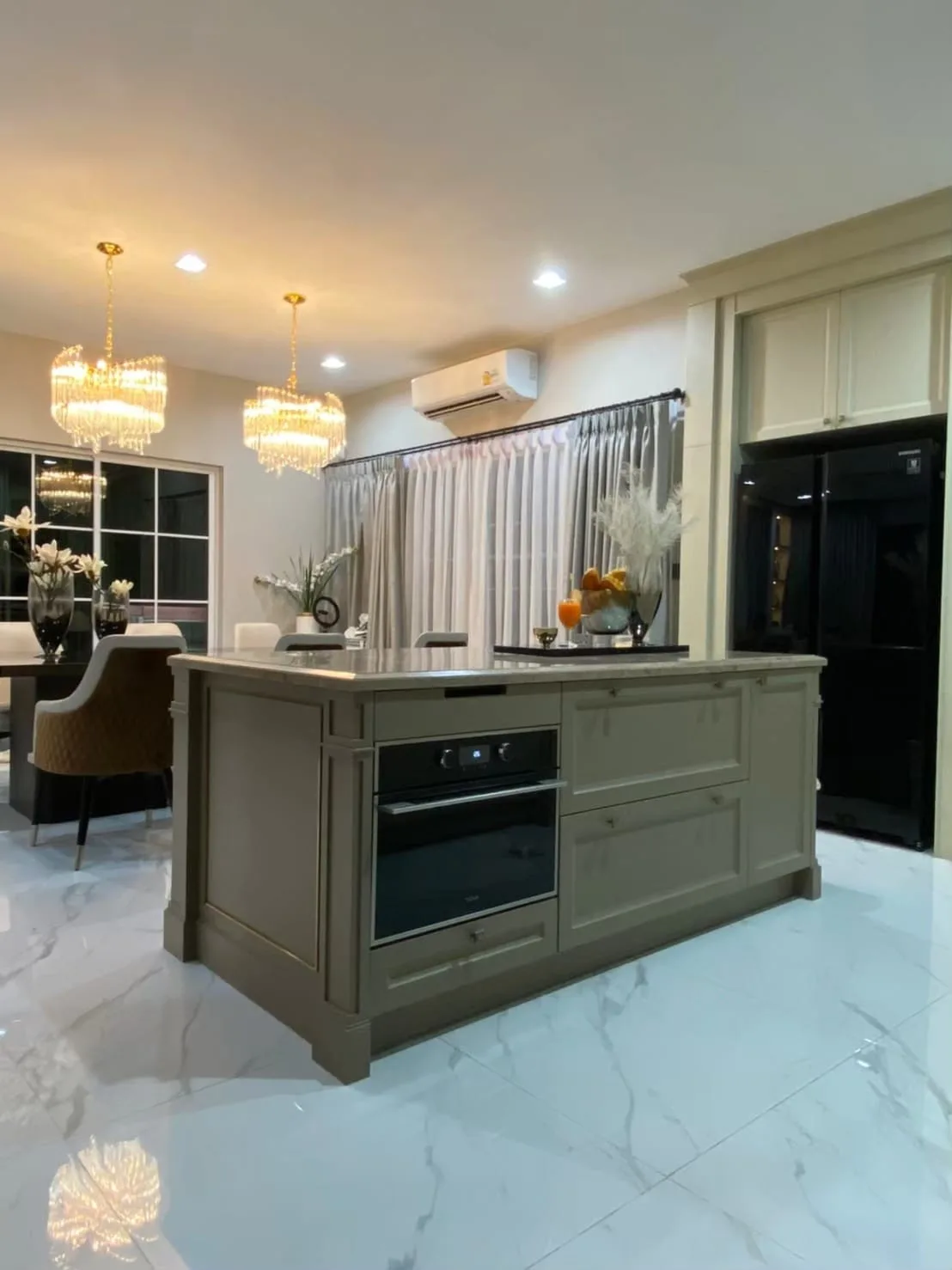Property photos for Nantawan Ramintra-Paholyothin 50