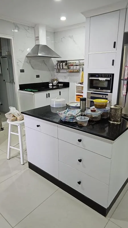 Property photos for Oriental Towers