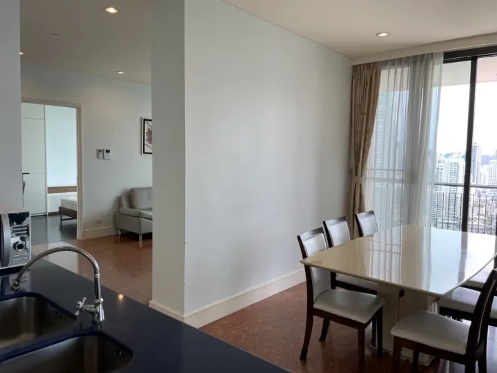 Property photos for Aguston Sukhumvit 22