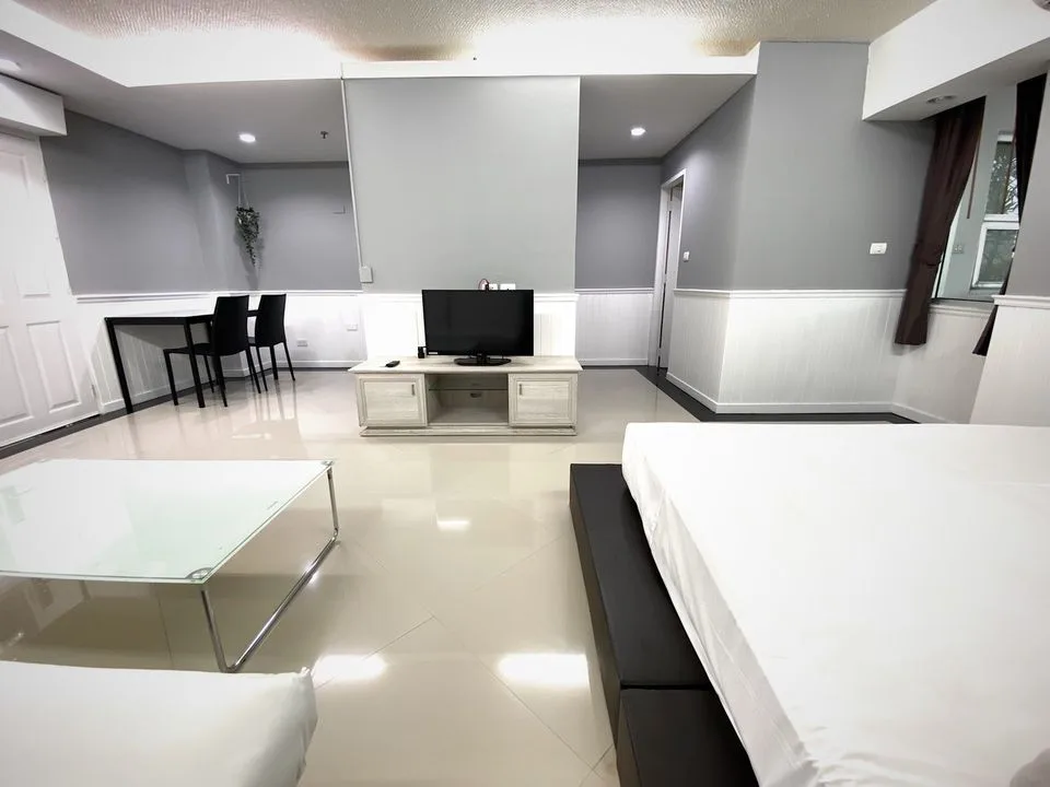 Property photos for The Waterford Sukhumvit 50 Onnut