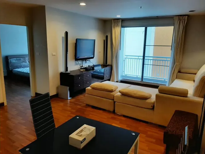 Property photos for Centric Scene Phaholyothin 9
