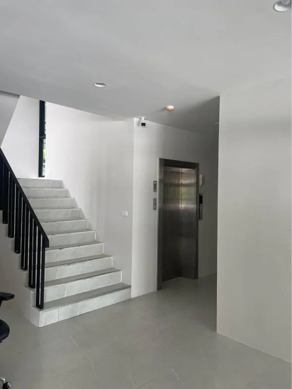 Property photos for Office Building Phatthanakan 31/1