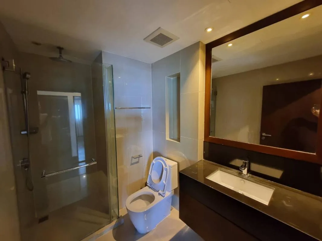 Property photos for Sathorn Gardens