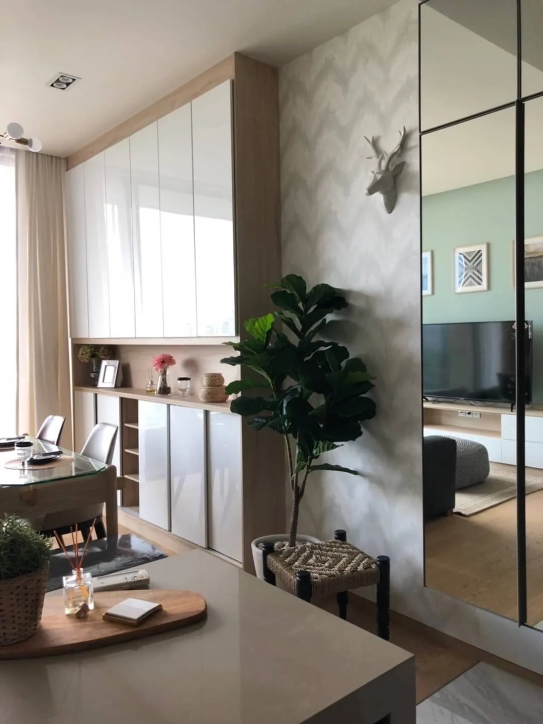 Property photos for Saladaeng One