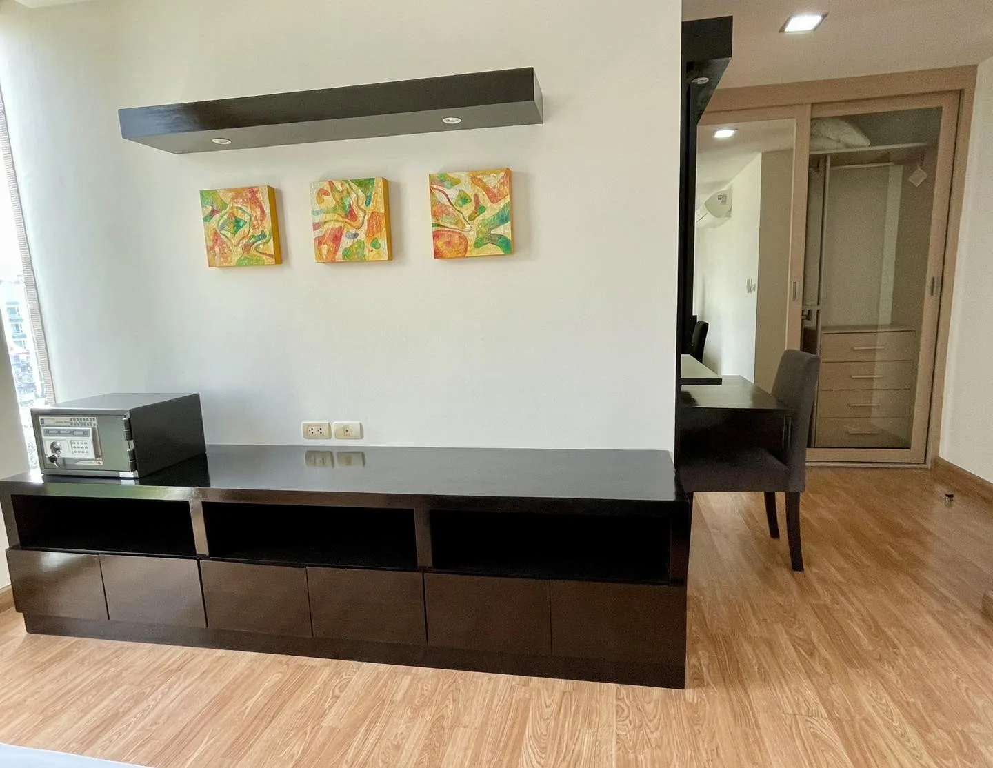 Property photos for The Alcove 49