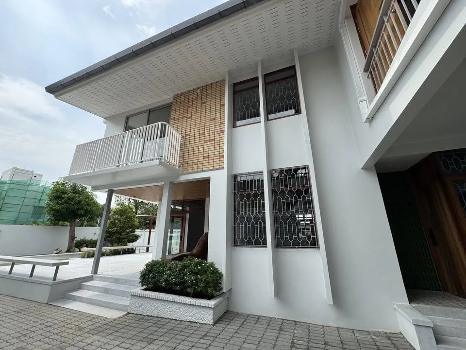 Property photos for Single House Ekk. 6