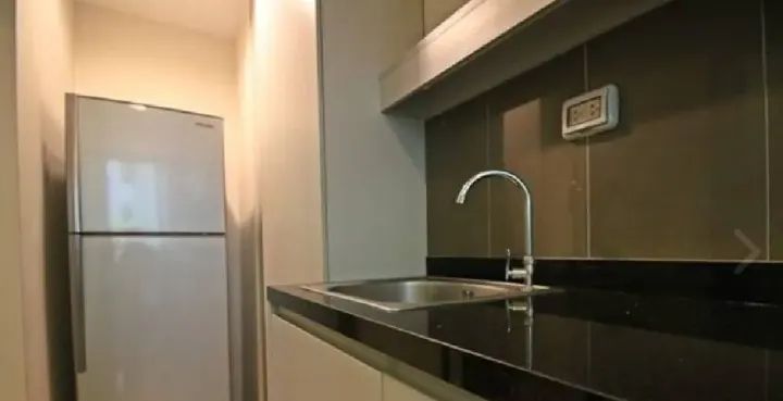 Property photos for Zenith Place Sukhumvit 42