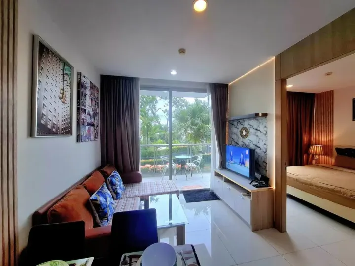 Property photos for The Riviera Wongamat Beach