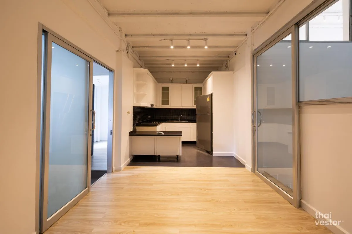 Property photos for Home Office 49/1