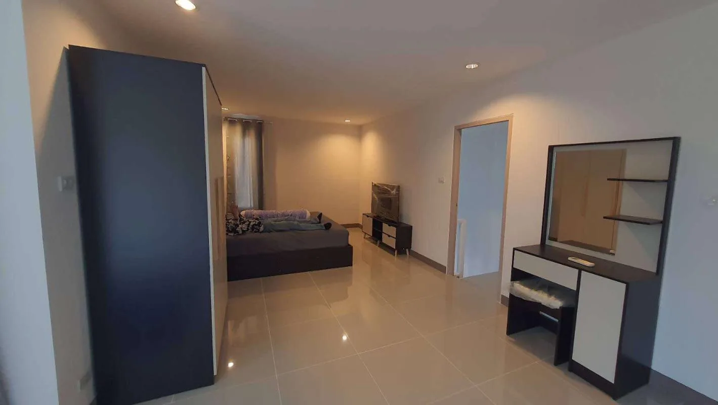 Property photos for Sri Bearing Place