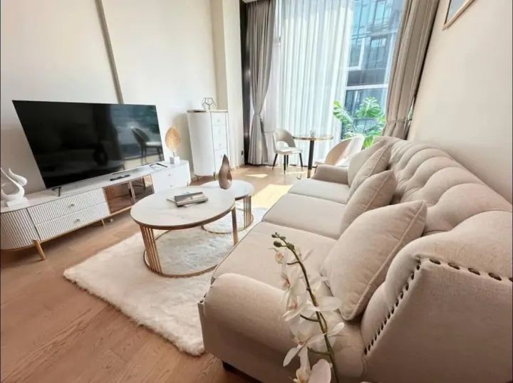 Property photos for 28 Chidlom