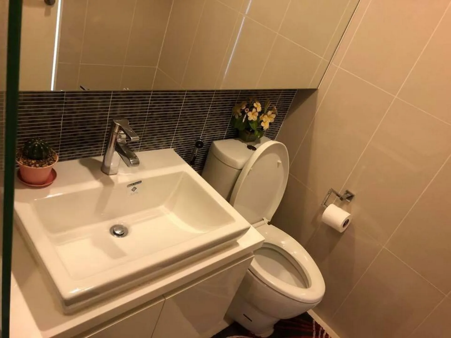 Property photos for Condolette Ize Ratchathewi