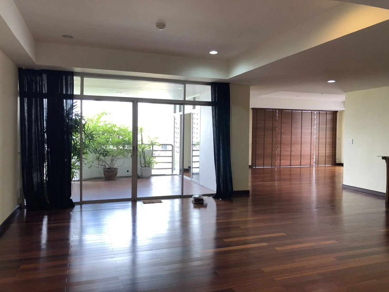 Property photos for La Cascade