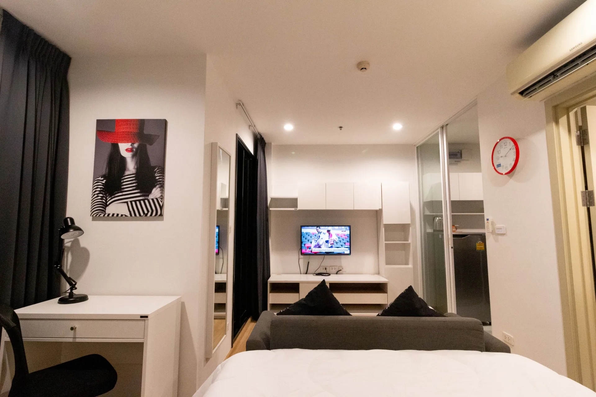 Property photos for The Base Rama 9 - Ramkhamhaeng