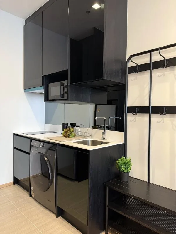 Property photos for Noble Around Ari