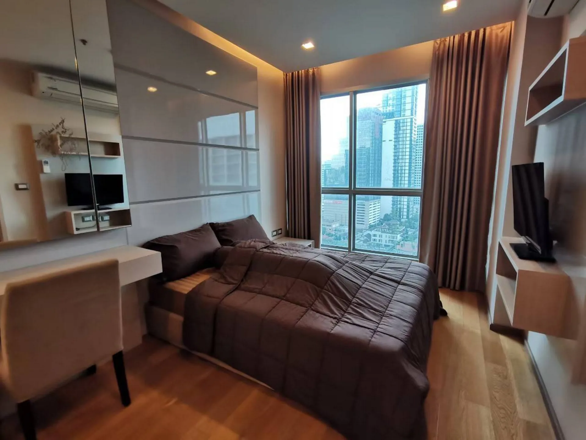 Property photos for The Address Asoke