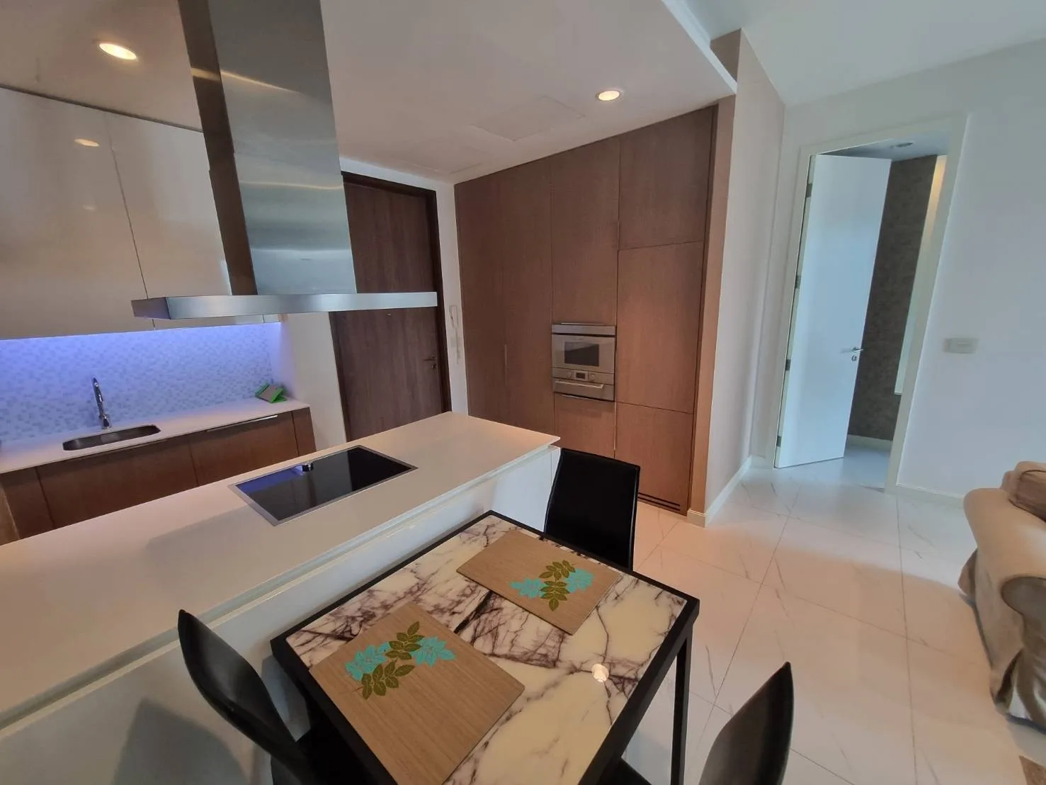Property photos for 185 Rajadamri