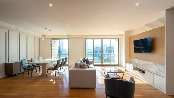 Property photos for The Legend Saladaeng