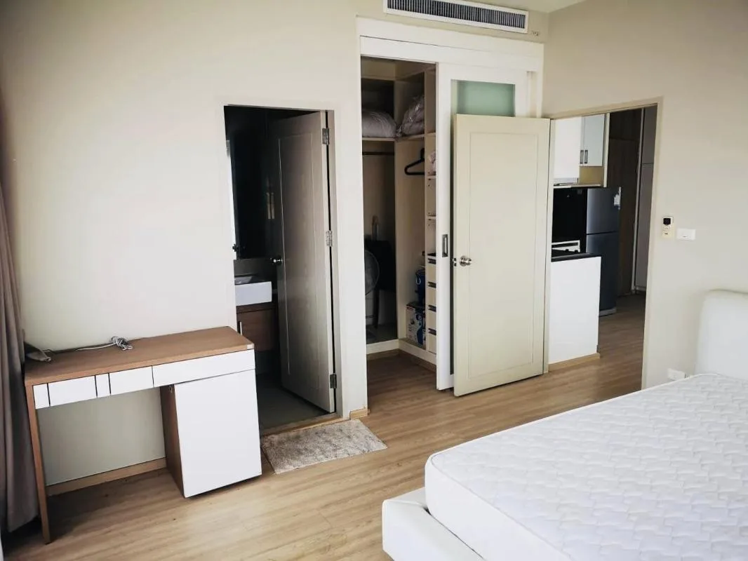 Property photos for Noble Reveal